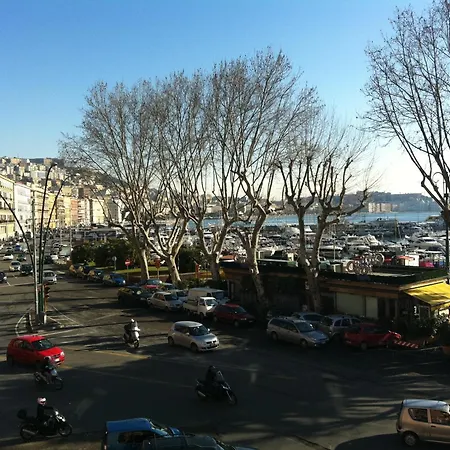 Hotel Mergellina 3*