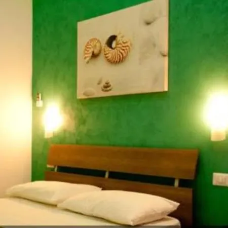 Mergellinaresort Hotel 3*