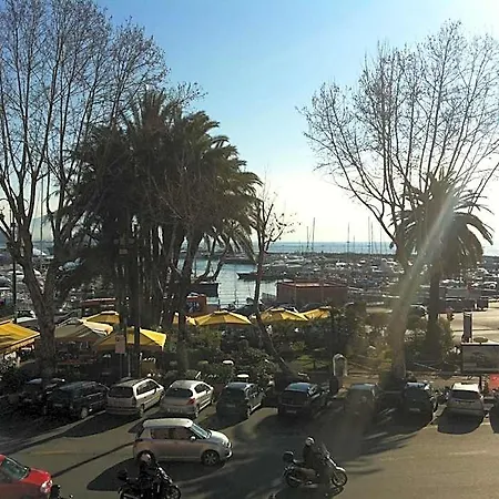 Mergellinaresort 3*